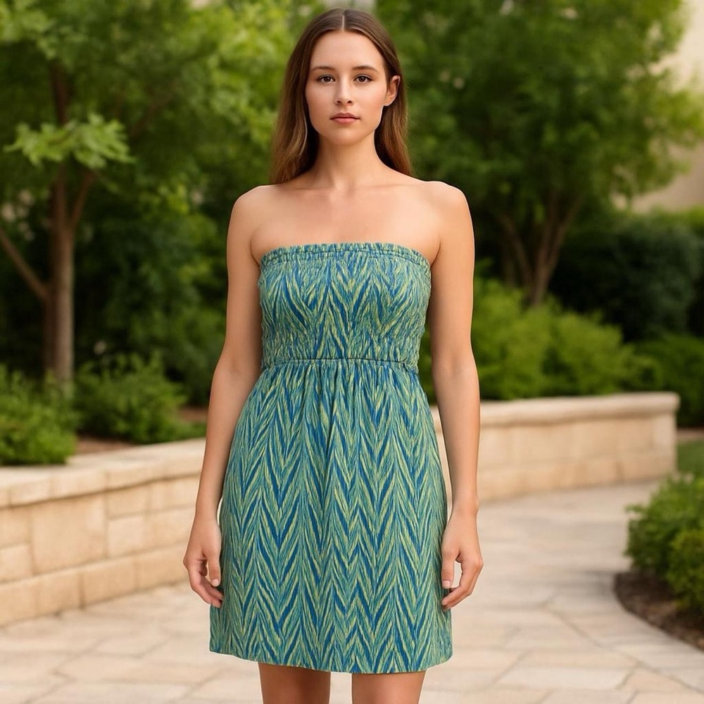 Jennifer Lopez Strapless Chevron Mini Dress | Luxe Resort Vibes M